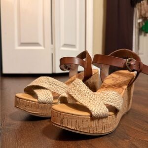 Blowfish Malibu Hapuku Wedge Platform Sandal